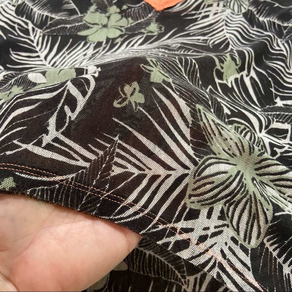 We the Free by FREE PEOPLE | tropical Hawaiian Margot tee Size S Small - Picture 5 of 16